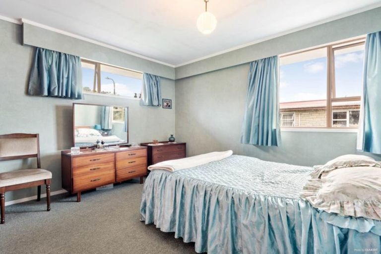 Photo of property in 133 Matipo Road, Te Atatu Peninsula, Auckland, 0610