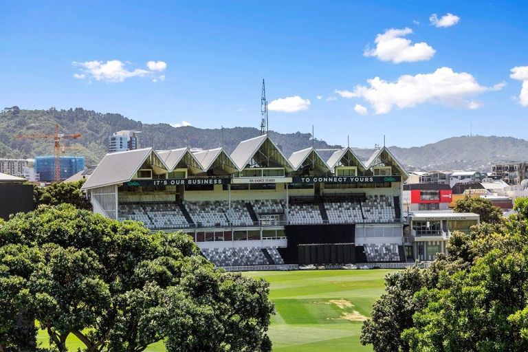 Photo of property in Nouvo Apartments, 4a/21 Rugby Street, Mount Cook, Wellington, 6021