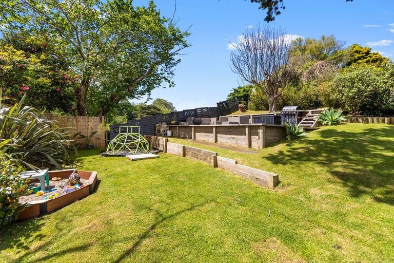 Photo of property in 94 Cook Street, Marfell, New Plymouth, 4310