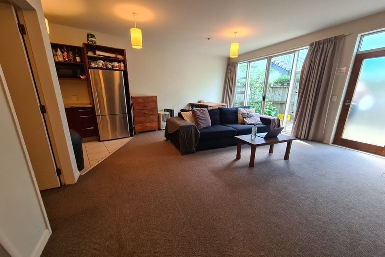 Photo of property in 8/30 Hanson Street, Mount Cook, Wellington, 6021