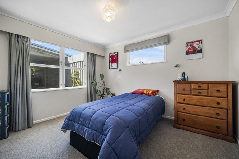 Photo of property in 54 Tremaine Avenue, Two Mile Bay, Taupo, 3330