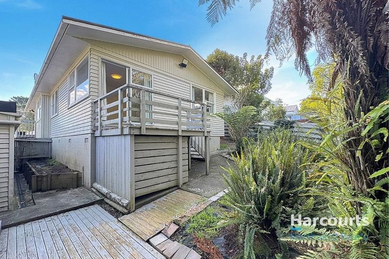 Photo of property in 50 Rehia Road, Massey, Auckland, 0614