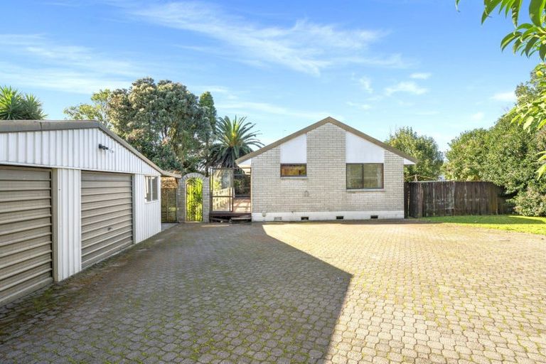 Photo of property in 5 Johnston Place, Welcome Bay, Tauranga, 3112