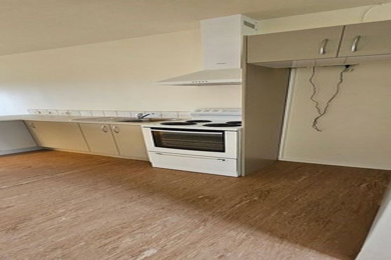 Photo of property in 16/242 Great North Road, Henderson, Auckland, 0612