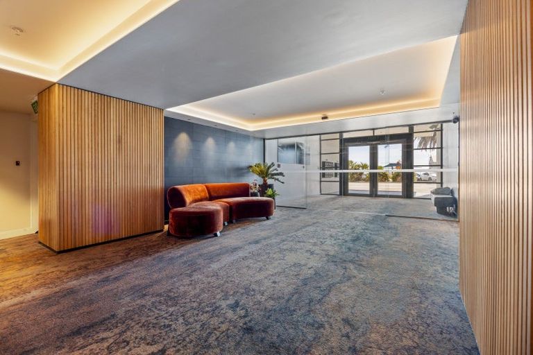 Photo of property in Latitude 41, 13/269 Wakefield Quay, Stepneyville, Nelson, 7010