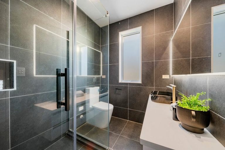 Photo of property in 34 Windlass Street, Long Bay, Auckland, 0630