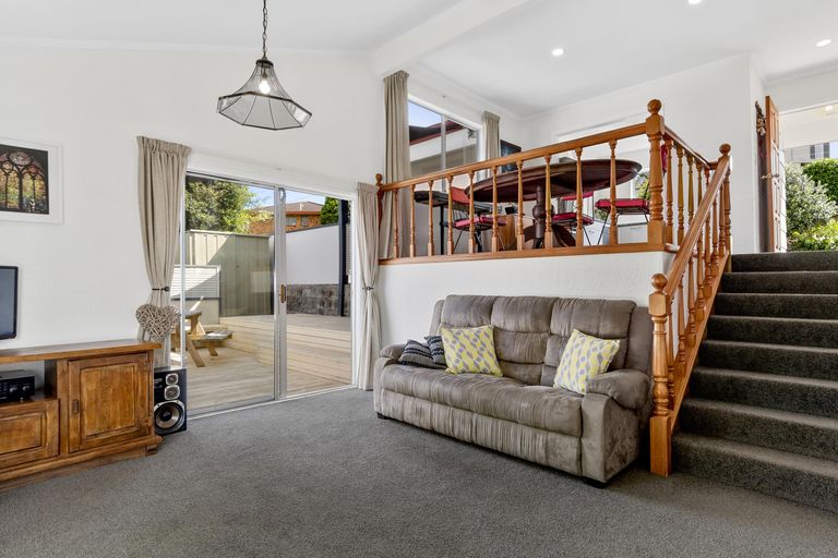 Photo of property in 32 Sherwood Street, Bellevue, Tauranga, 3110