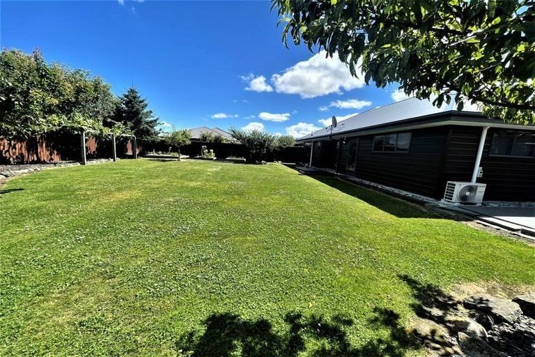 Photo of property in 38 Rushmore Drive, Belfast, Christchurch, 8051