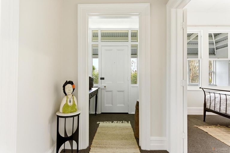 Photo of property in 260 Talbot Street, Geraldine, 7930