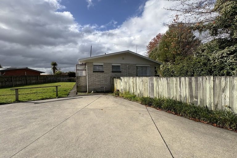 Photo of property in 23 Clyde Street, Utuhina, Rotorua, 3015