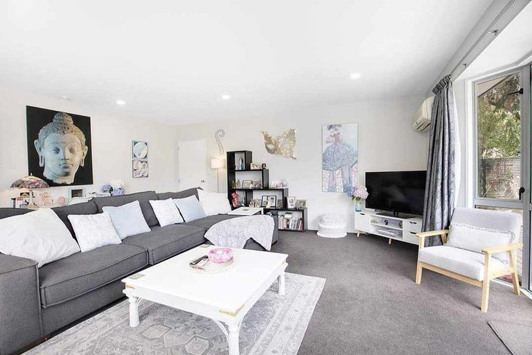 Photo of property in 114a Woodham Road, Linwood, Christchurch, 8062