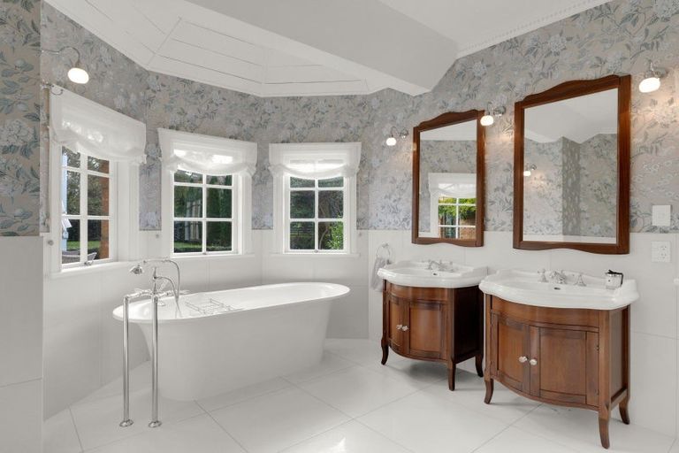 Photo of property in 282 Woodside Road, Matangi, Hamilton, 3284
