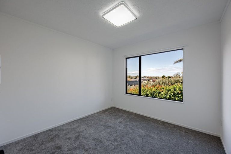 Photo of property in 16 Kokako Place, Taradale, Napier, 4112