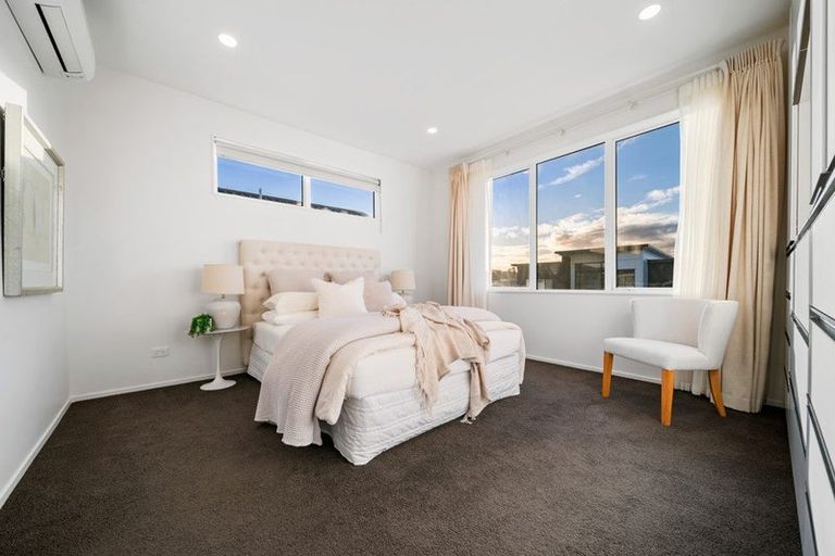 Photo of property in 34 Windlass Street, Long Bay, Auckland, 0630