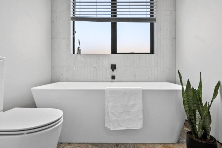 Photo of property in 25 Oralee Terrace, Peacocke, Hamilton, 3206