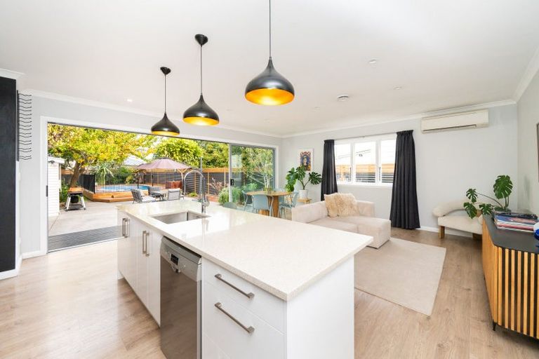 Photo of property in 10 Hall Street, Napier South, Napier, 4110