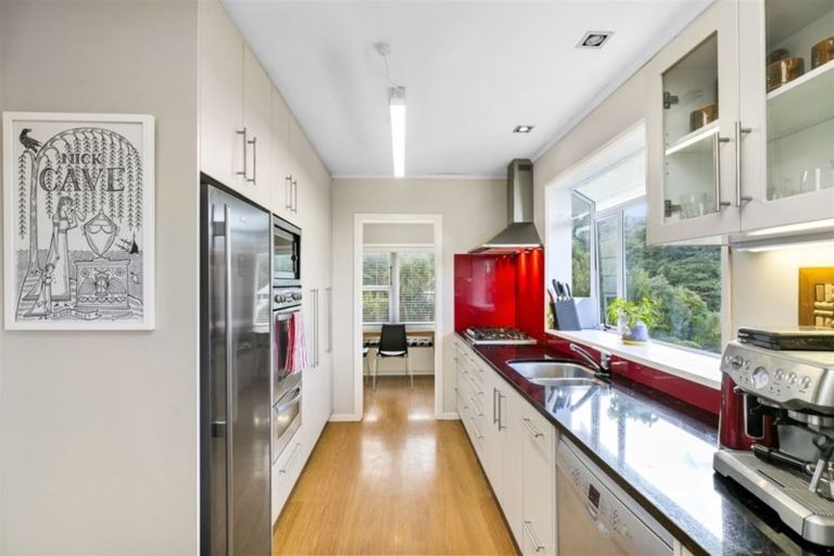 Photo of property in 50 Spencer Street, Crofton Downs, Wellington, 6035