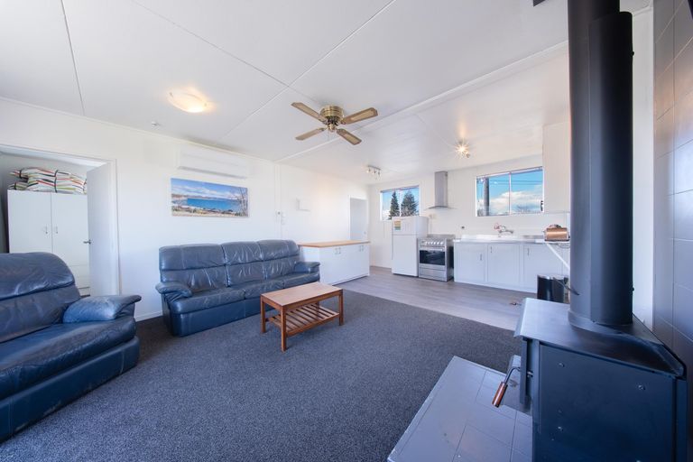 Photo of property in 12 Hallewell Road, Twizel, 7901
