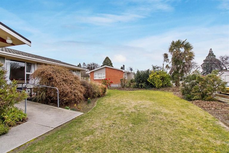 Photo of property in 6 Price Street, Waimate, 7924