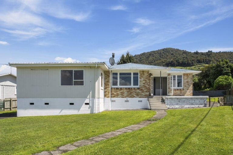 Photo of property in 1 Leslie Avenue, Western Heights, Rotorua, 3015