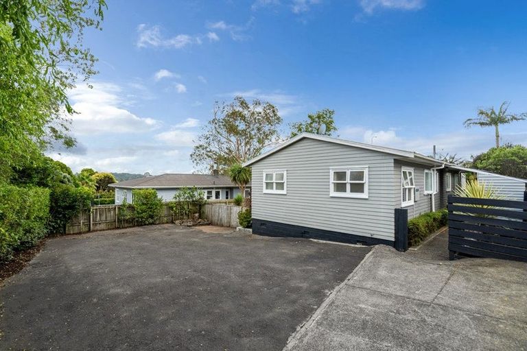 Photo of property in 19 Lanigan Street, Birkdale, Auckland, 0626