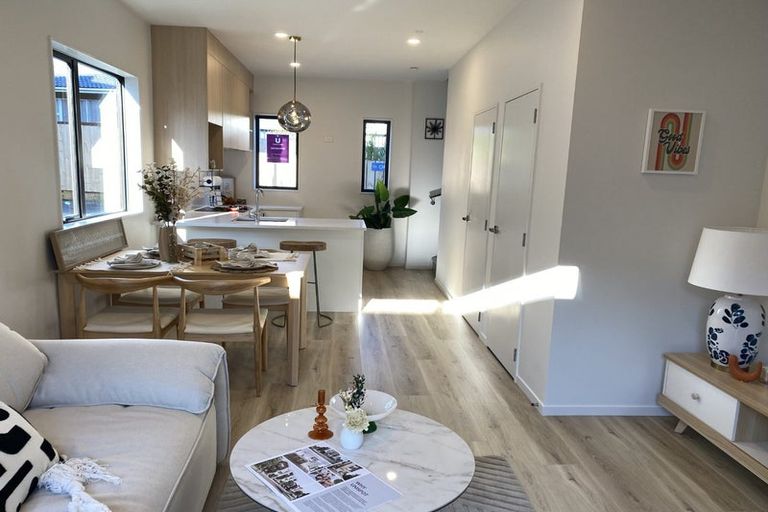 Photo of property in 5/35 Renata Crescent, Te Atatu Peninsula, Auckland, 0610