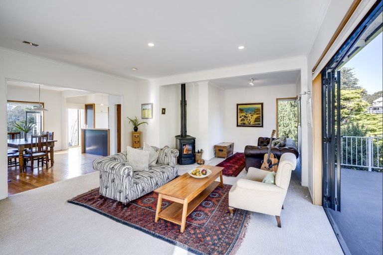 Photo of property in 109 Chaucer Road, Hospital Hill, Napier, 4110