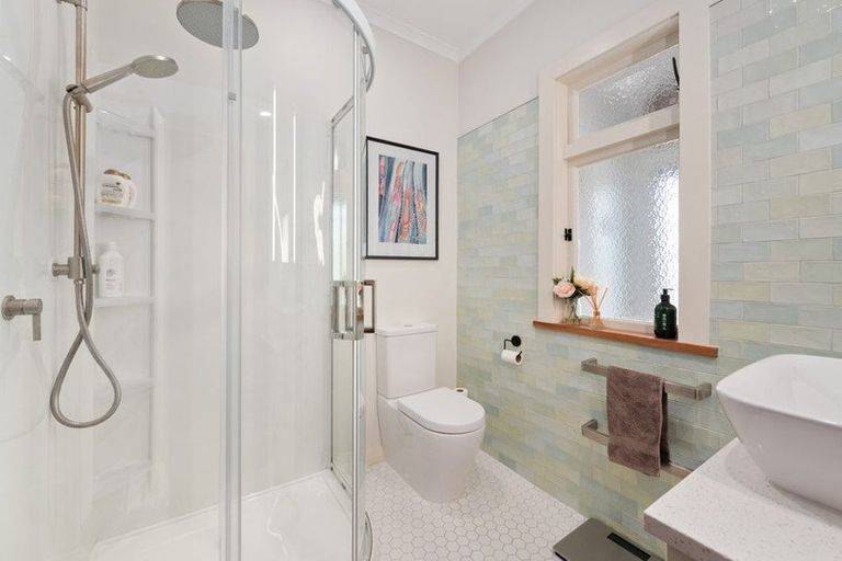 Photo of property in 85 Galloway Street, Hamilton East, Hamilton, 3216