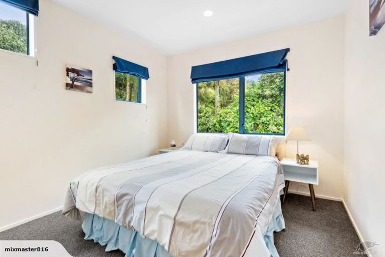 Photo of property in 514 South Titirangi Road, Titirangi, Auckland, 0604