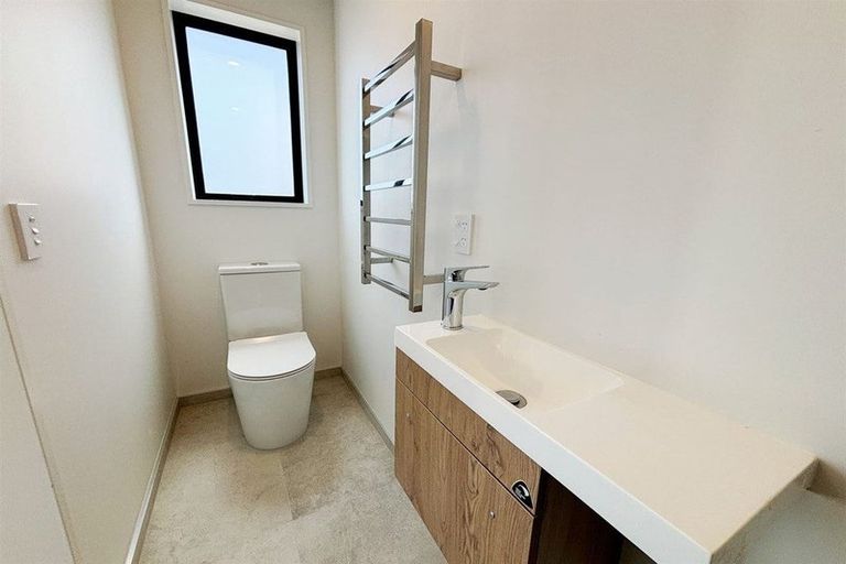 Photo of property in 3/24 Devonport Lane, St Albans, Christchurch, 8014