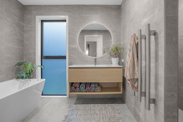 Photo of property in 30 Orchard Road, Greytown, 5712