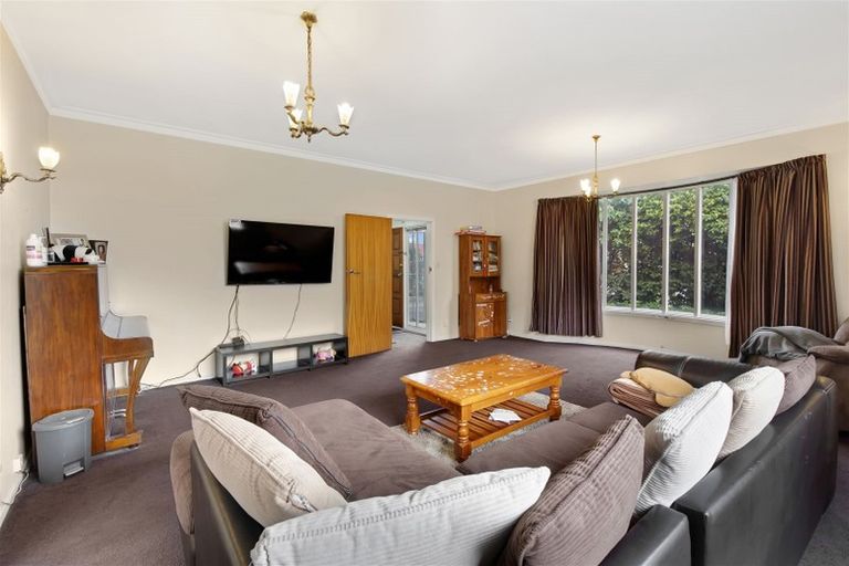 Photo of property in 32a Nortons Road, Avonhead, Christchurch, 8042