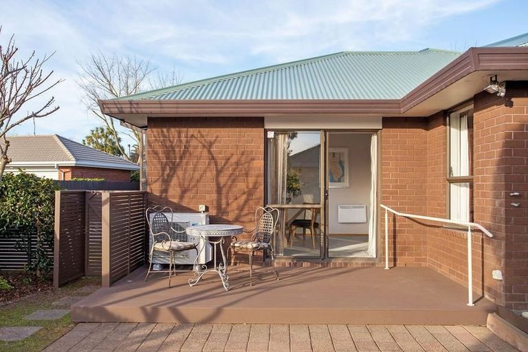 Photo of property in 8 Tuscany Place, Beckenham, Christchurch, 8023