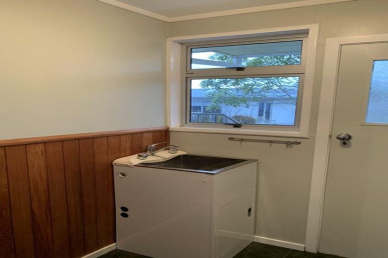 Photo of property in 34 Ongo Road, Hunterville, 4730