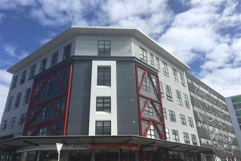 Photo of property in Urbane Apartments, 52/29 Webb Street, Mount Cook, Wellington, 6011