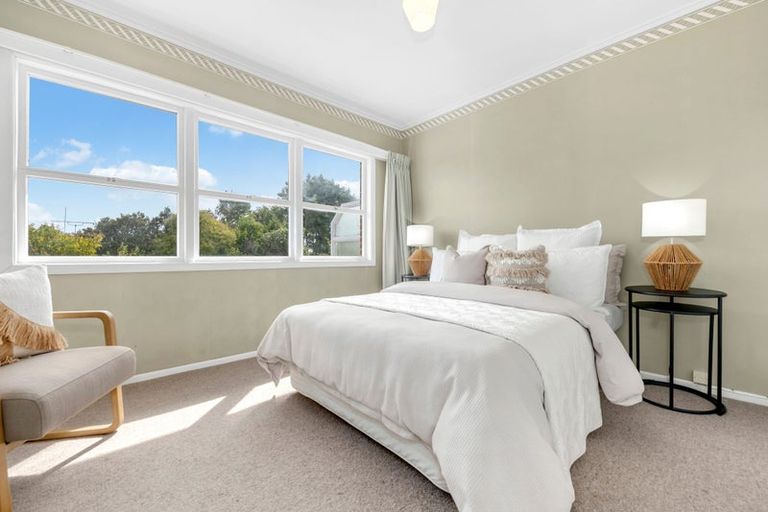 Photo of property in 1/7 Castleton Drive, Howick, Auckland, 2014