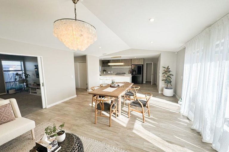 Photo of property in 12 Lesser Close, Rolleston, 7615