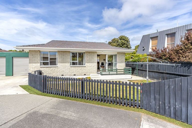 Photo of property in 1/9b Ingrid Street, Parklands, Christchurch, 8083