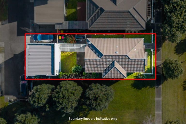 Photo of property in 13 Phar Lap Crescent, Takanini, 2112