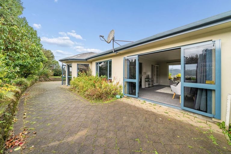 Photo of property in 34 Birkinshaw Grove, Riverstone Terraces, Upper Hutt, 5018