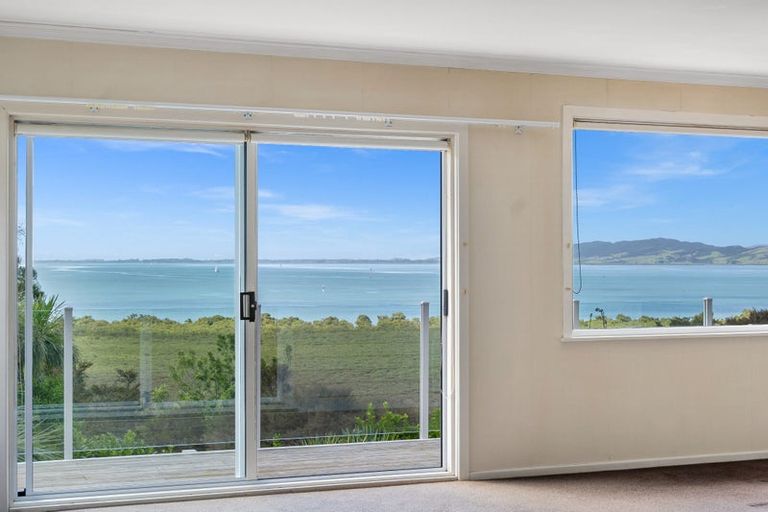 Photo of property in 23 Harbour View Road, Onerahi, Whangarei, 0110