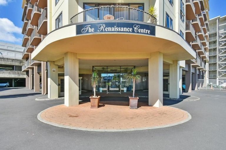Photo of property in 1c/18 Ronwood Avenue, Manukau, Auckland, 2104