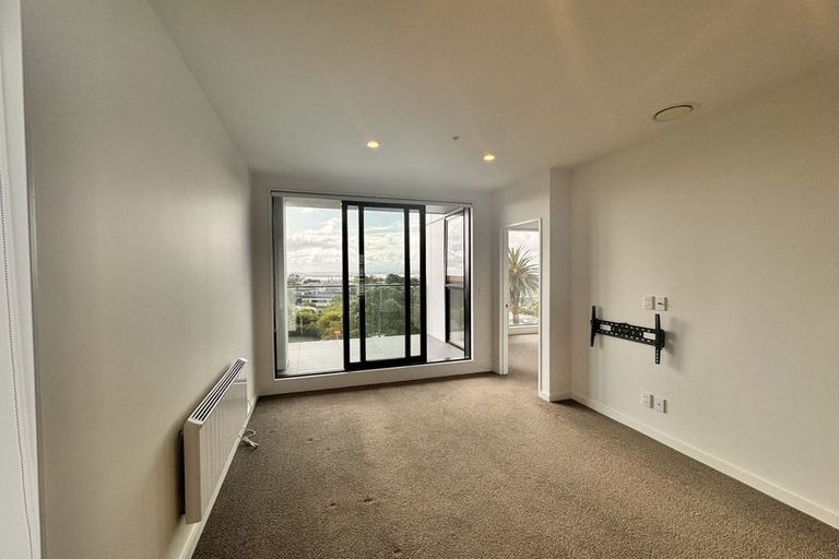 Photo of property in 301/19 Rawene Road, Birkenhead, Auckland, 0626