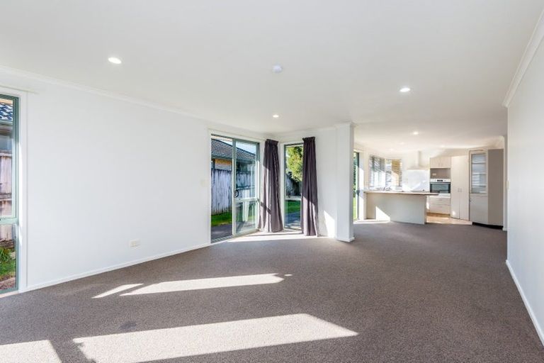 Photo of property in 209 Old Farm Road, Hamilton East, Hamilton, 3216