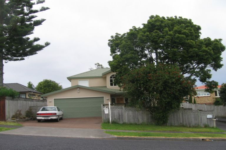 Photo of property in 2/14 Beatrice Avenue, Hillcrest, Auckland, 0627