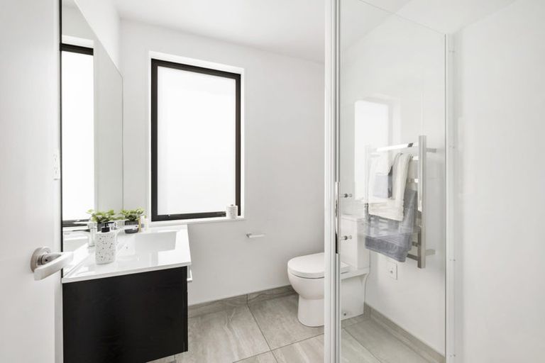 Photo of property in 179a Sutherland Road, Lyall Bay, Wellington, 6022