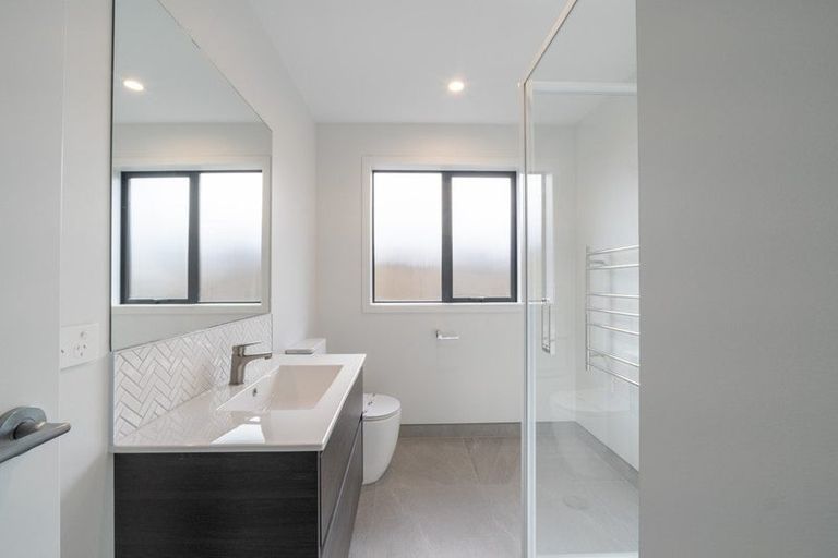 Photo of property in 4 Holland Road, Fairfield, Hamilton, 3214