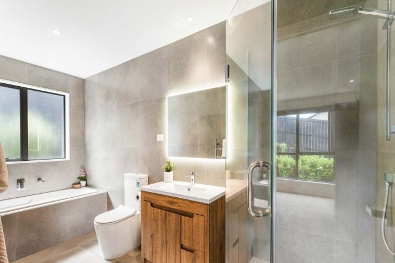 Photo of property in 116 Lisle Farm Drive, Pukekohe, 2120