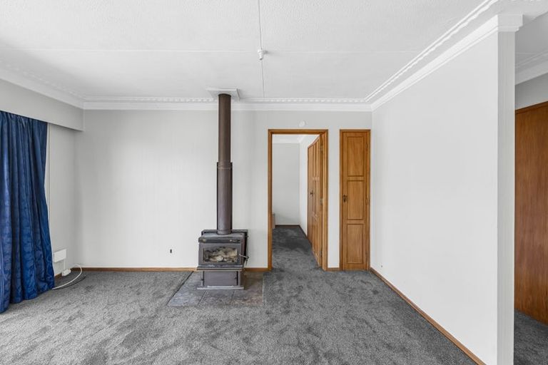 Photo of property in 11 Railway Esplanade, East Gore, Gore, 9710