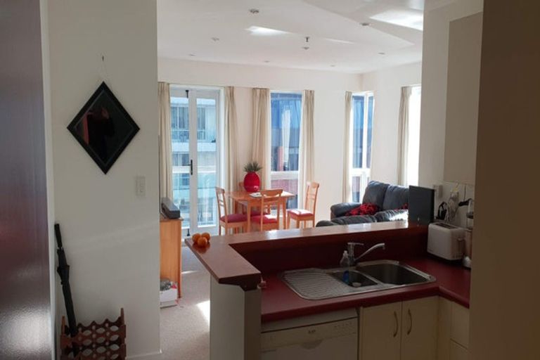 Photo of property in Terrace Heights Apartments, 4b/163 The Terrace, Wellington Central, Wellington, 6011